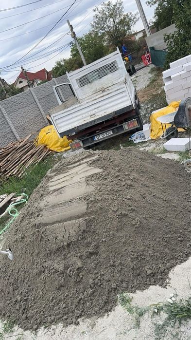 Vand pamant de flori( mranita) , nisip, sort , piatra !!!