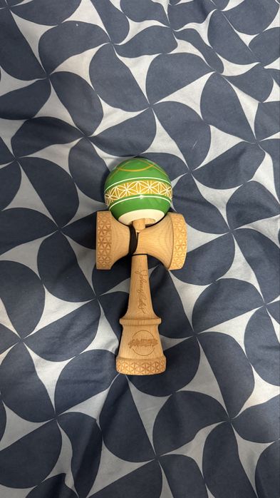 Kendama broken shape