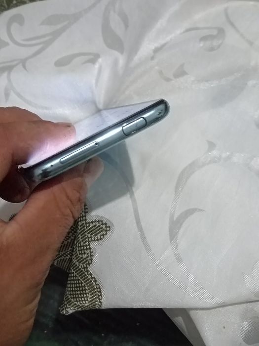 Assalomu alaykum HUVAVEI y9 sotildi narxi 800 ming