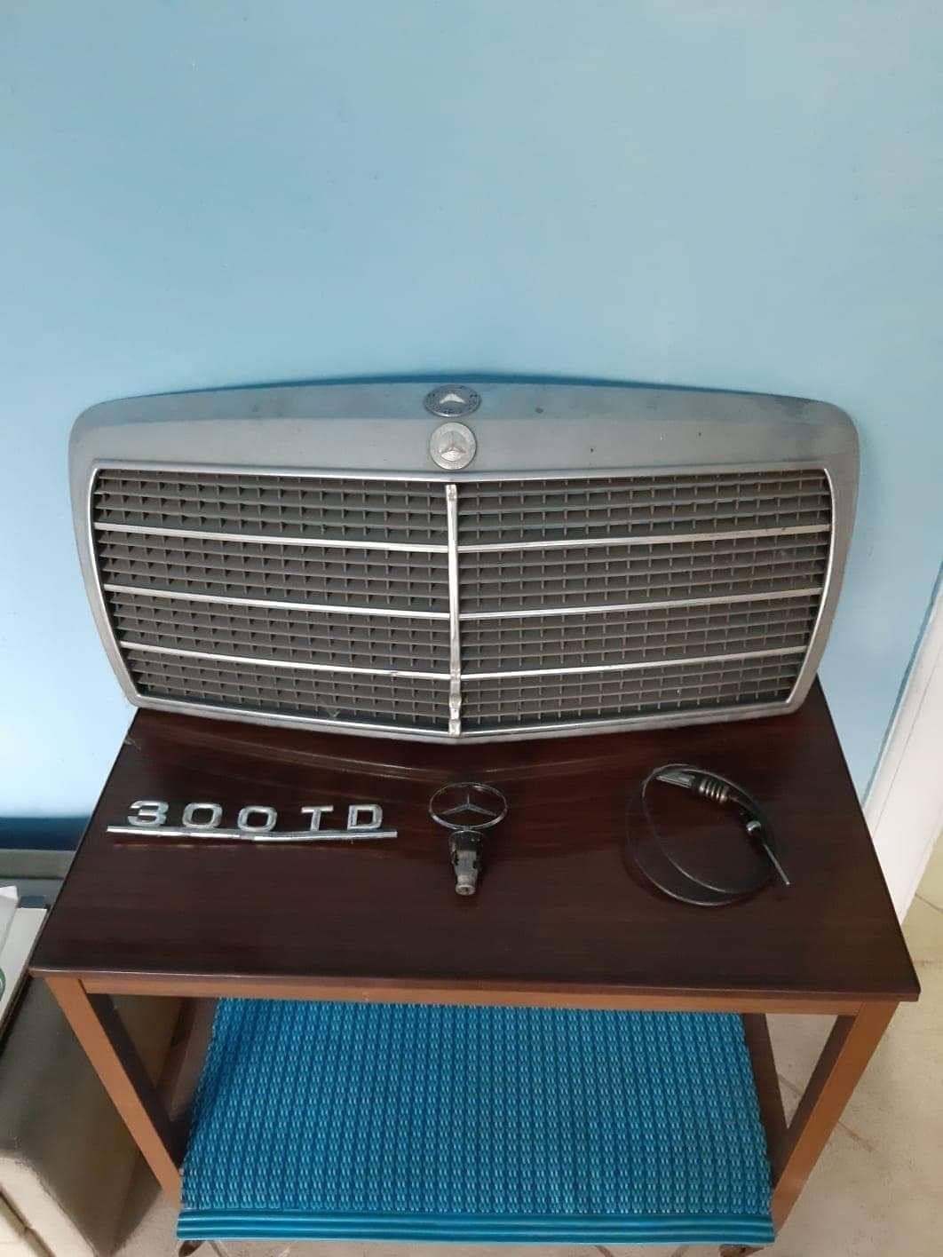 ORIGINAL - Grila Radiator si insemne MERCEDES anii 70