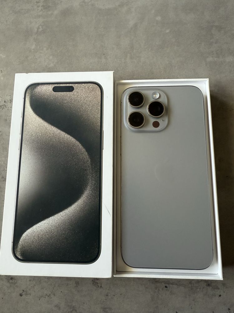 iPhone 15 pro max 256GB Natural Nitanium
