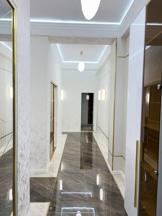 Квартира продаётся новостройка Чиланзар Ц квартал 3/4/8 меб тех