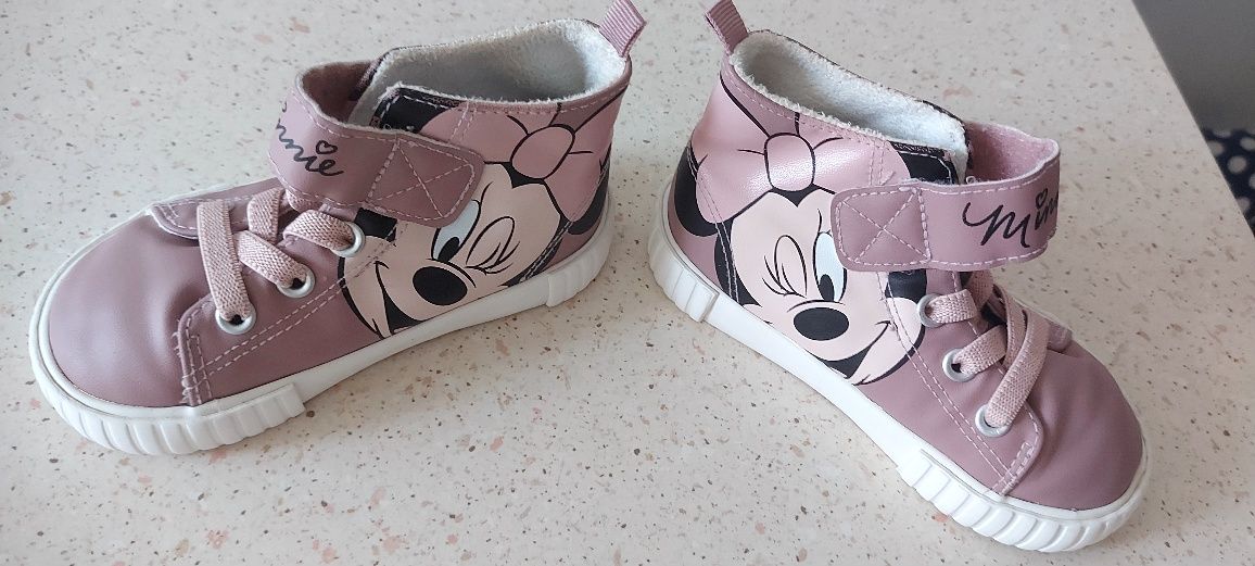 Pantofi Minnie marimea 23