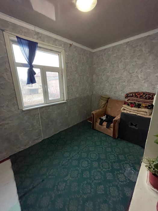 Srocno sotiladi 2honali uy caravan oldida