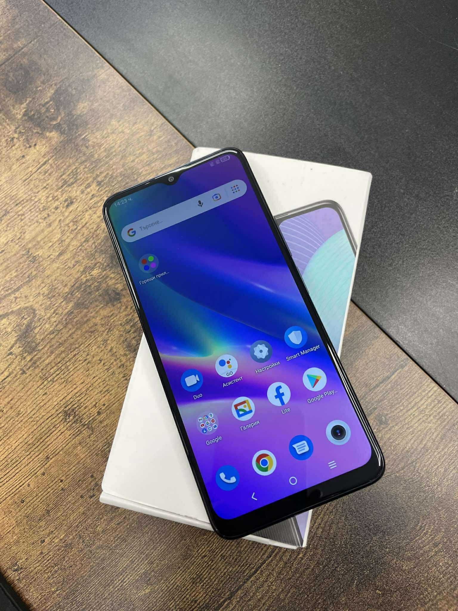 Продавам телефон TCL 405