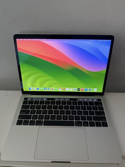 Macbook Pro 2019/i5/8/256