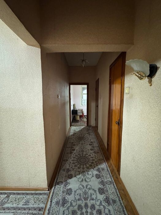 Аренда Квартира Чилонзор р-н Ц кв 5/5/5 500$.