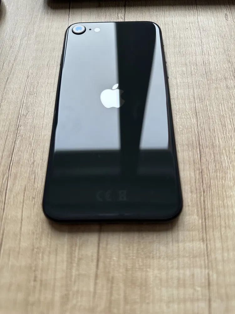 Iphone Se 2020 128gb Black Запазено