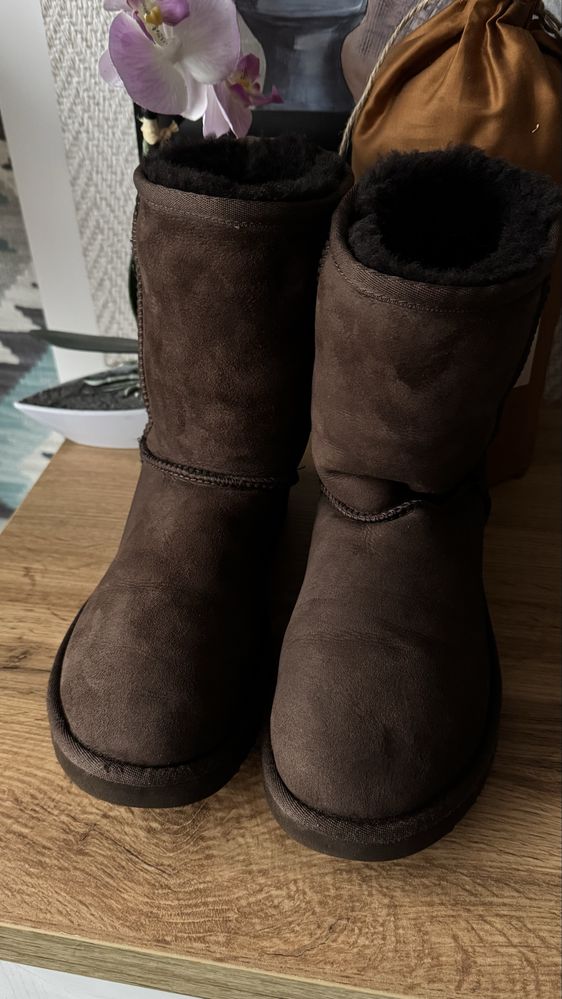 Дамски топли Ugg номер 38
