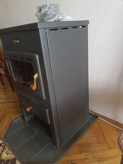 Камина Прити К1 W8 с водна риза