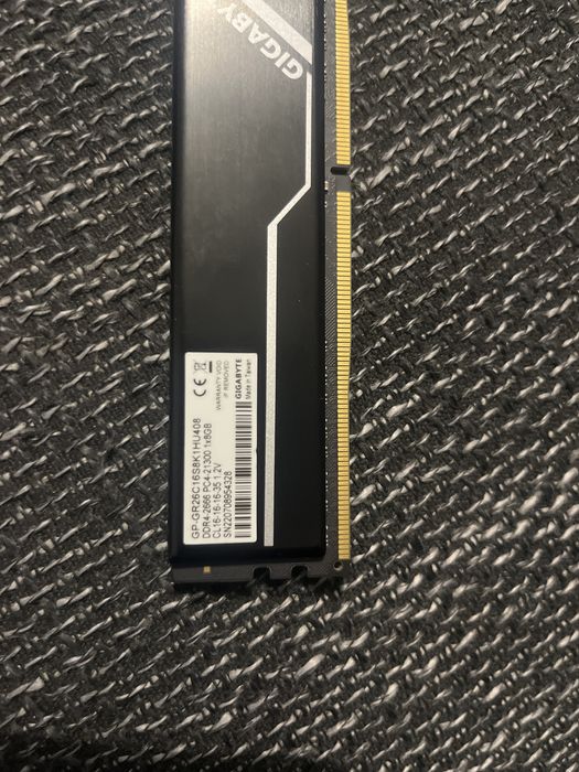 Memorie Gygabyte DDR4 Cl16  8gb