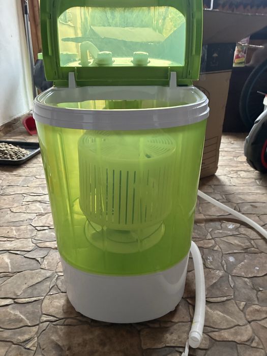 Mașină de spălat adidași