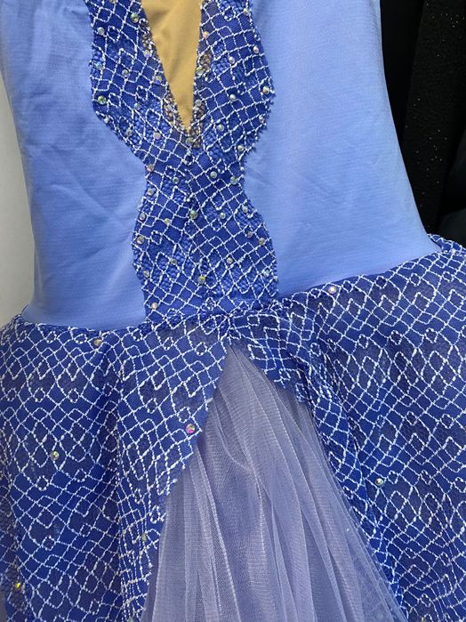 Балетна лилава рокля