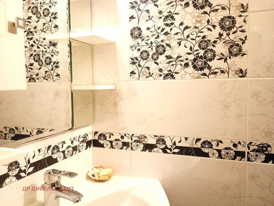 Продава се Тристаен апартамент в София, Банишора - 80 кв.м за 2988 €/кв.м - Снимка #9