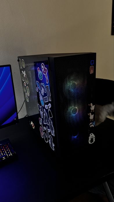 Игровой / рабочий ПК + монитор и клавиатура