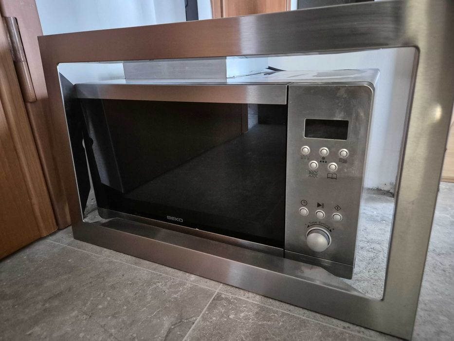 Микровълнова за вграждане Beko