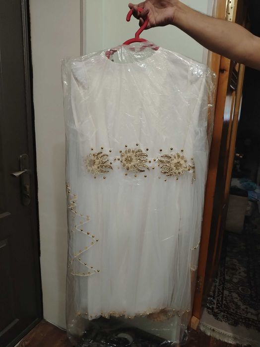 Kelin ansanbili sotiladi