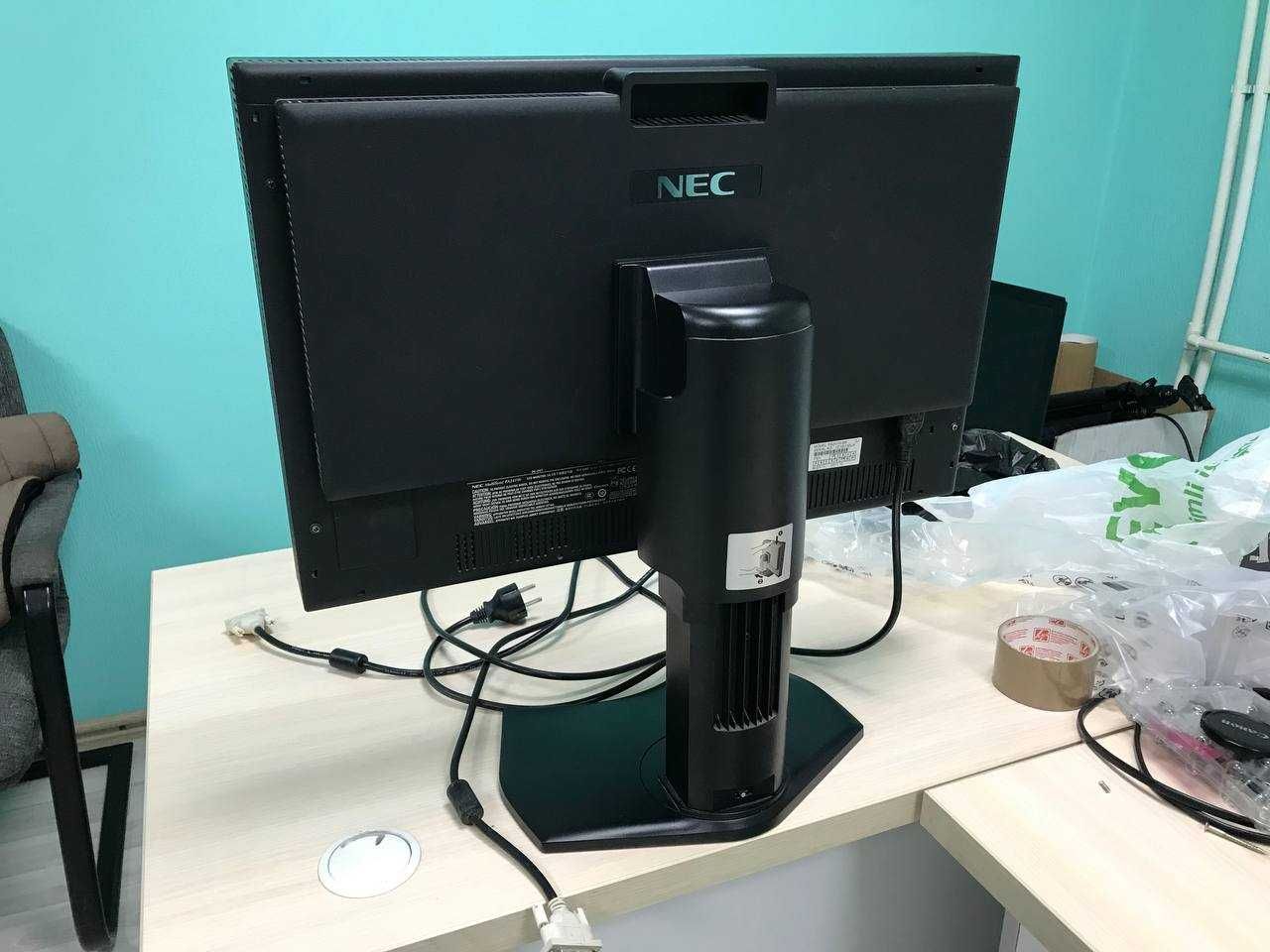 Профессиональный монитор NEC LCD Monitor MultiSync PA241W-BK