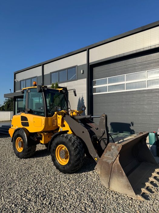 Incarcator frontal Volvo L28F