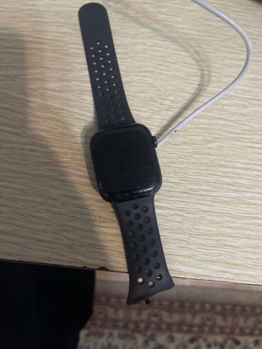 Продаются Apple Watch Series 7 45 mm