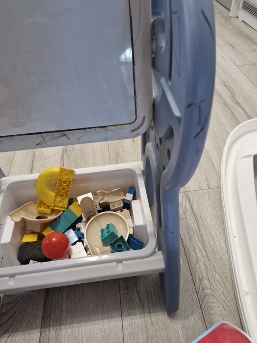 Играчки за детенце