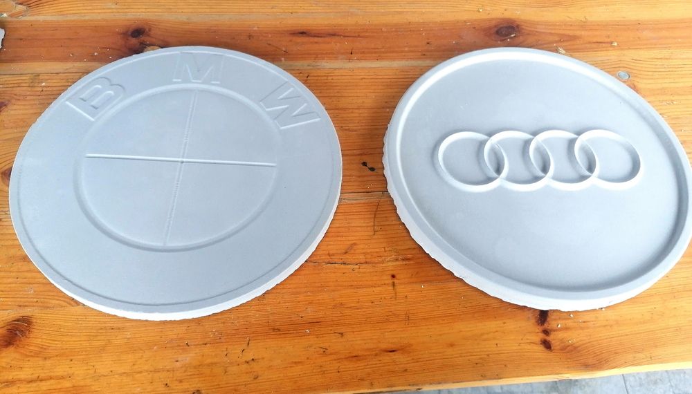 Placi decorative ipsos mărci auto