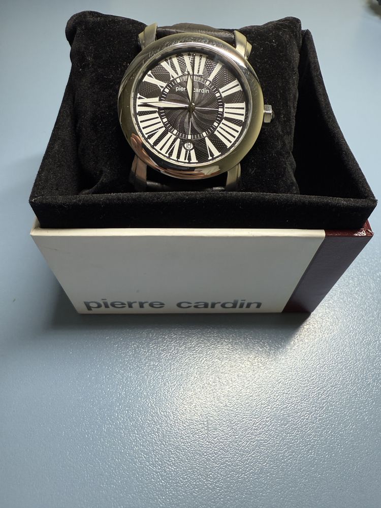 Часовник Pierre Cardin, оригинален