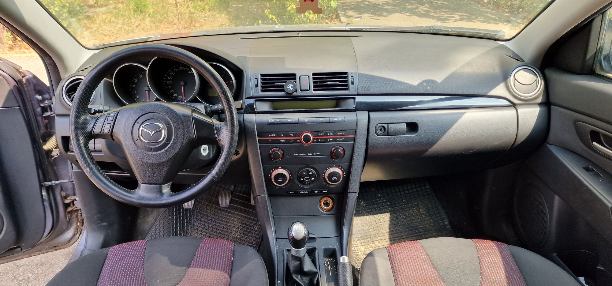 Mazda 3 hatchback 1.6i