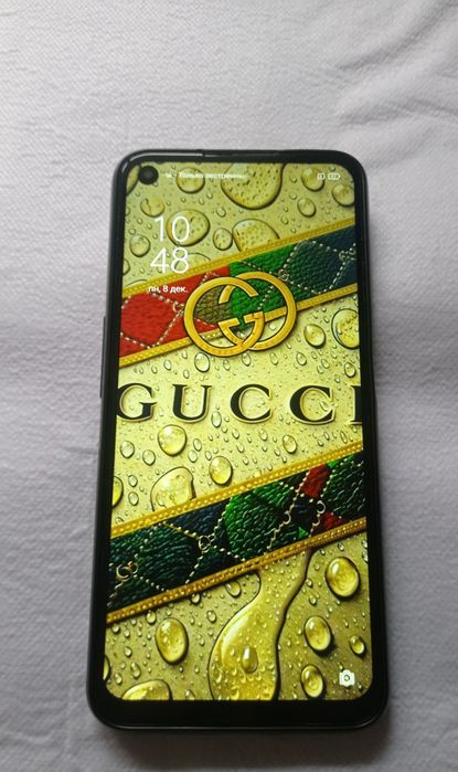 Продается смартфон