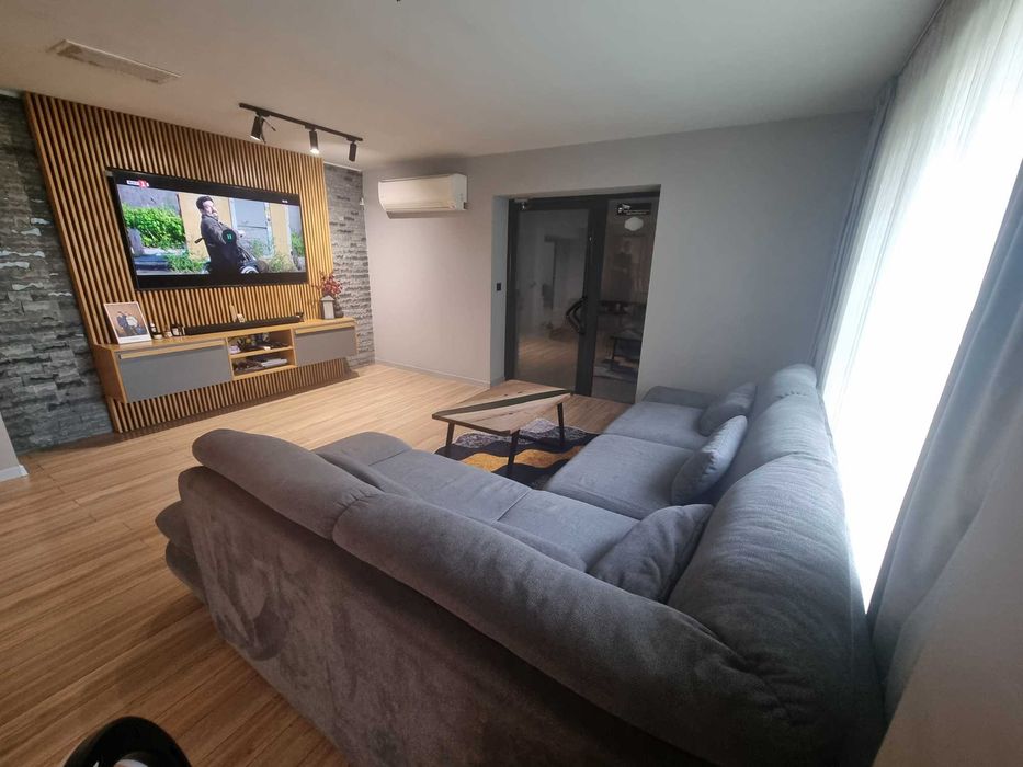 Продава се Тристаен апартамент в Благоевград, Еленово 1 - 120 кв.м за 1042 €/кв.м - Снимка #2