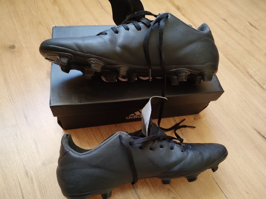 Ghete/adidas fotbal /Măr.46