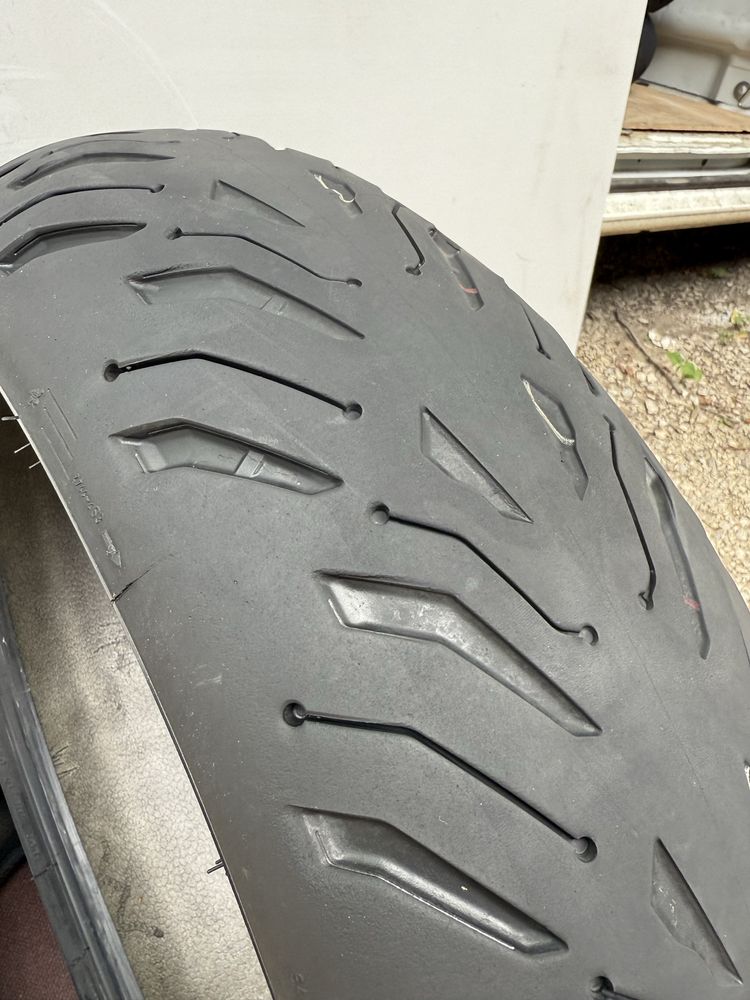 180/55/17 Michelin road 6 dot 2024