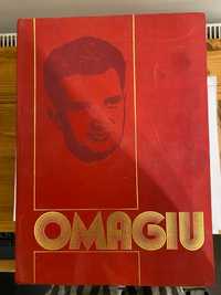 OMAGIU-Nicolae Ceaușescu 

Carte "Omagiu" Nicolae Ceausescu 

Con