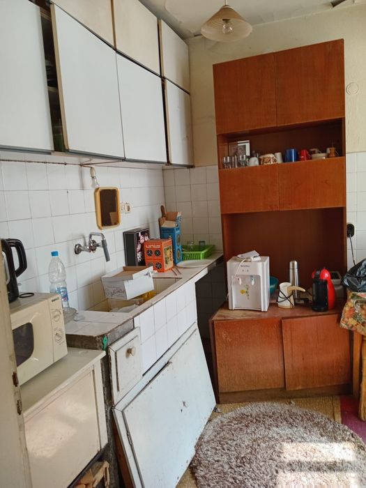 Продавам етаж от кооперация