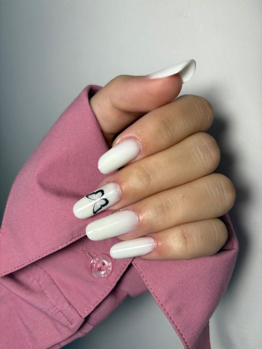 Unghii cu gel și semi