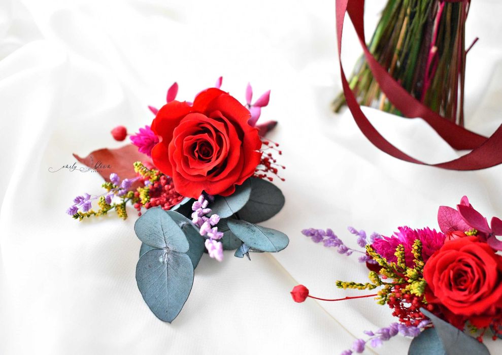 Buchete Mireasa Buchete Nasa Lumanari Cununie Cocarde Bratari Coronite