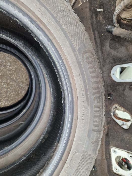 Гуми 235/55/18 дот 17