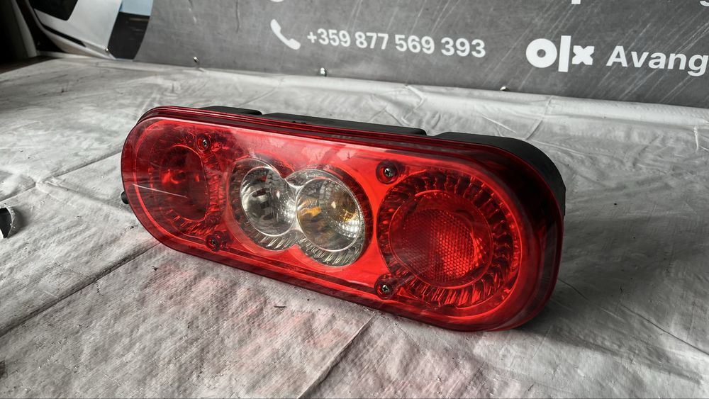 Ляв и десен стоп Isuzu NPR
