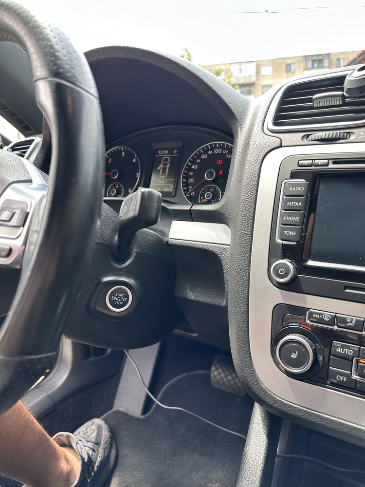 Volkswagen VW Scirocco 2.0 TDI 170 CP DSG – keyless full