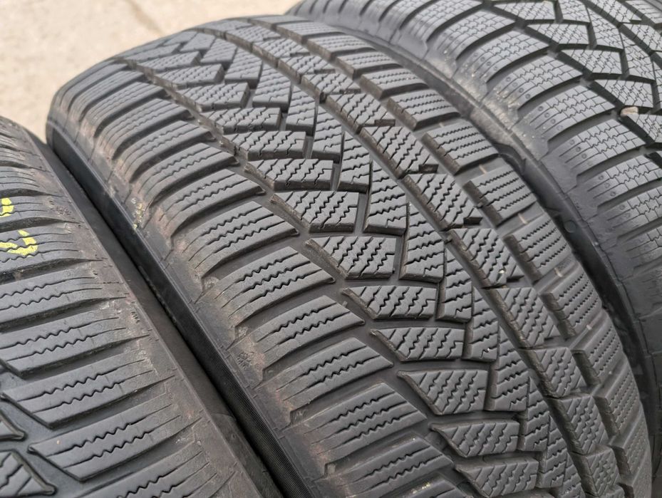 SET 4 Anvelope Iarna 215/55 R18 CONTINENTAL WinterContact TS850P