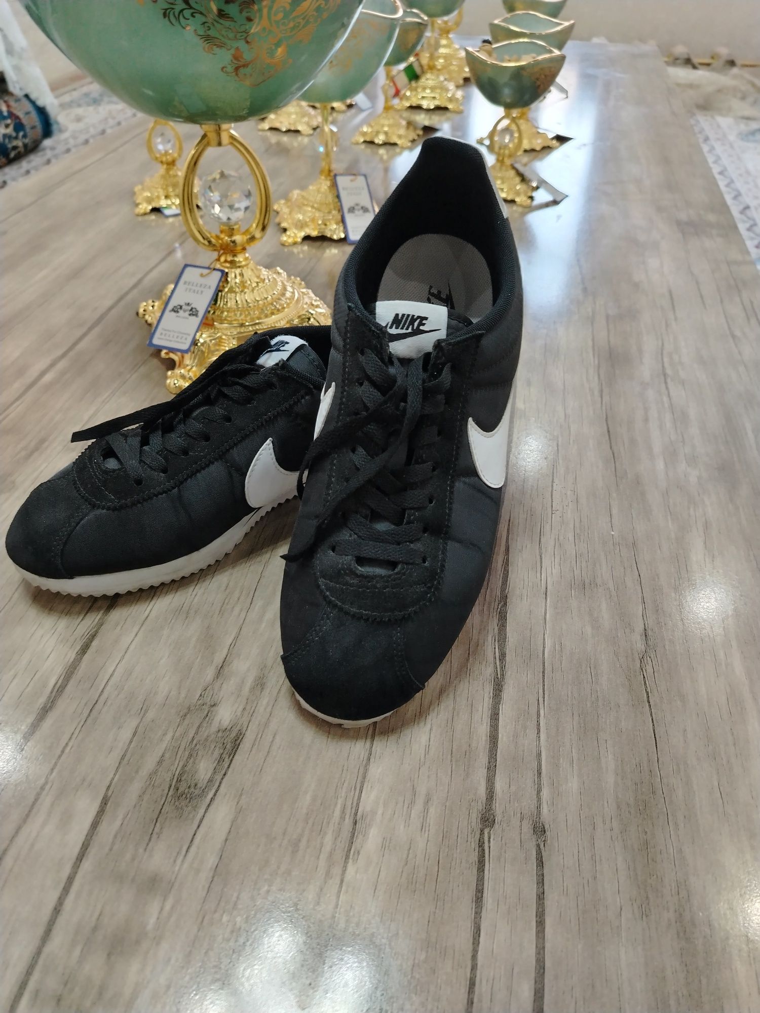 Nike Indoneziya arginal