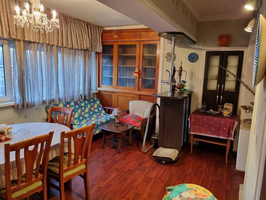 Очень Срочно Ц-1 Детский мир 5ти комнатная с ремонтом 125м²