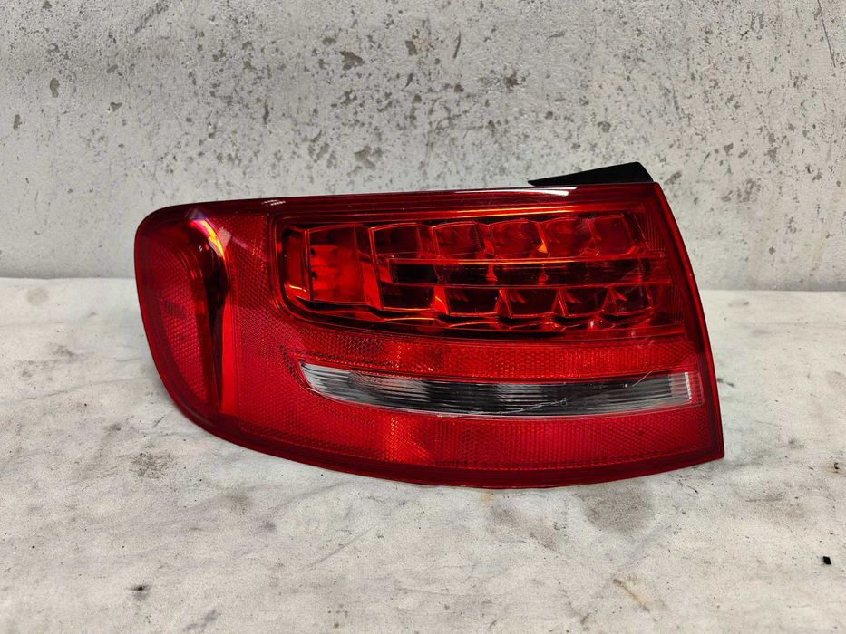 Оригинален стоп Ауди А4 Б8  Audi A4 B8 Led КОМБИ