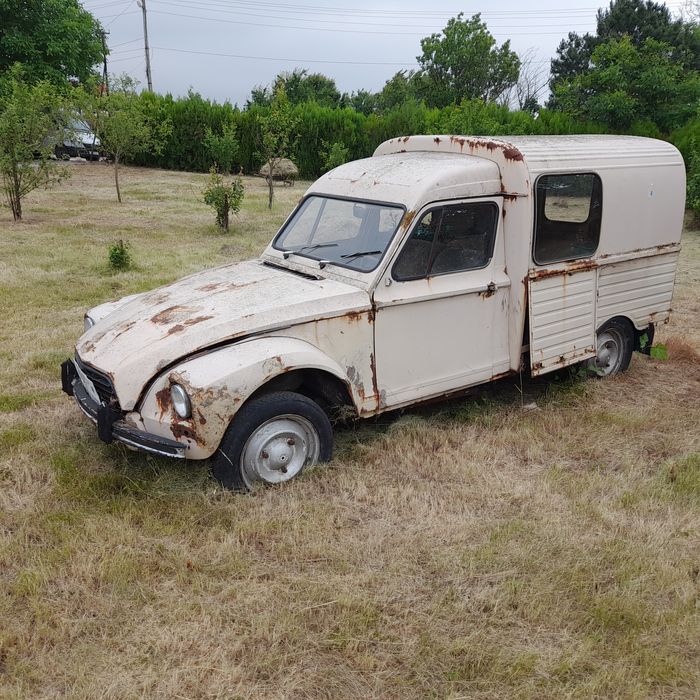 Ситроен 2cv ван на чадти или цял
