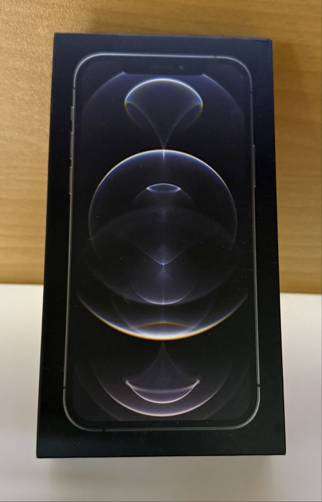 iPhone 12 Pro Silver, 128 GB, Като нов