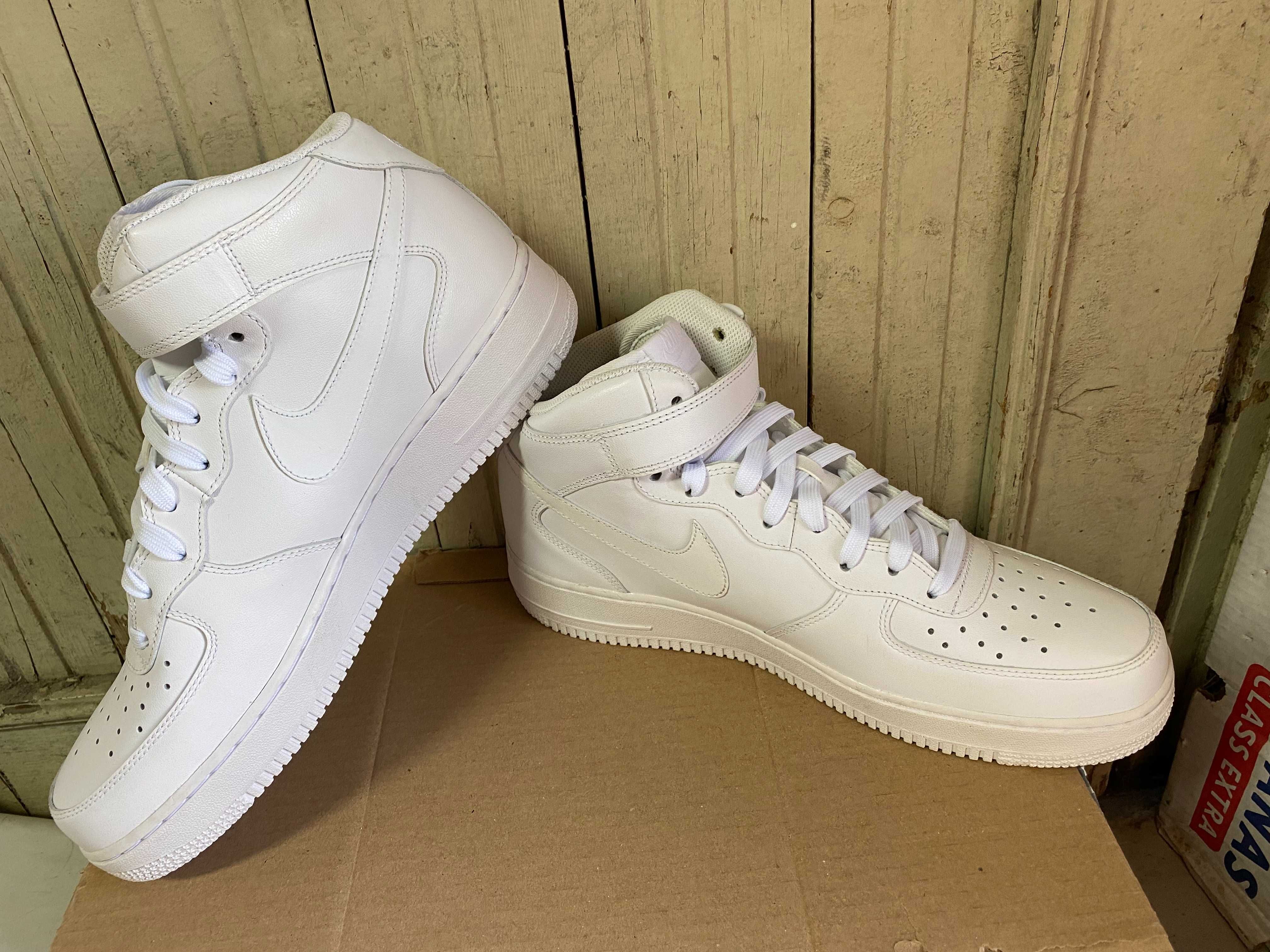 ''Nike Air Force 1 Mid '07 White''оригинални маратонки 45.5 номер