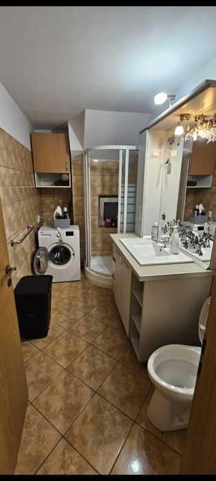 Proprietar închiriez apartament 2 camere str. Semaforului