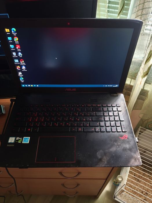 Продавам лаптоп Asus ROG G552V