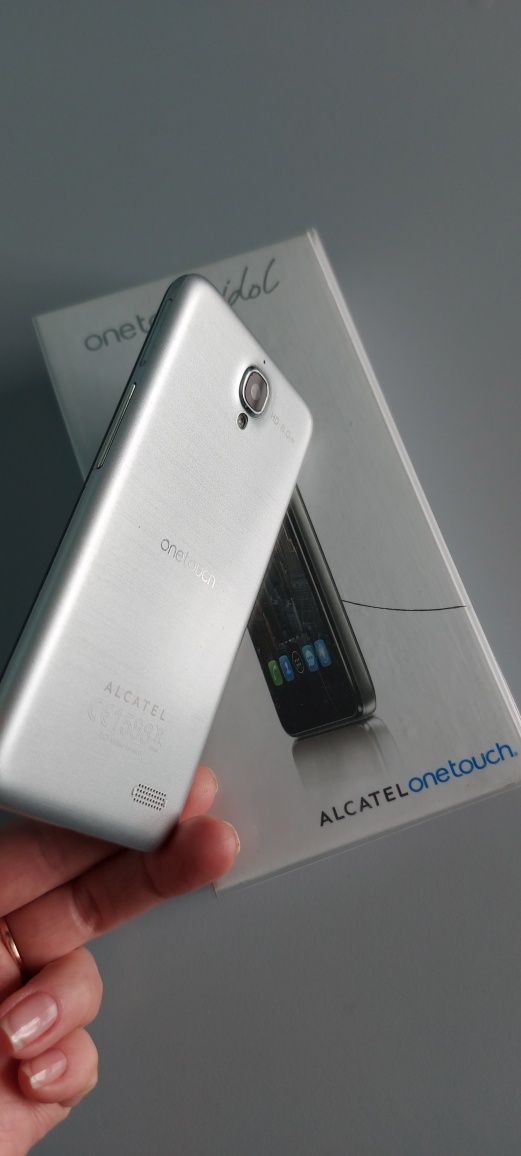 НА ЗАПЧАСТИ  Alcatel One Touch Idol 6030D   

, б/у, в хорошем  состоя