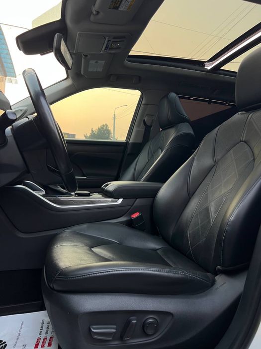 Toyota Highlander Hybrid Limited